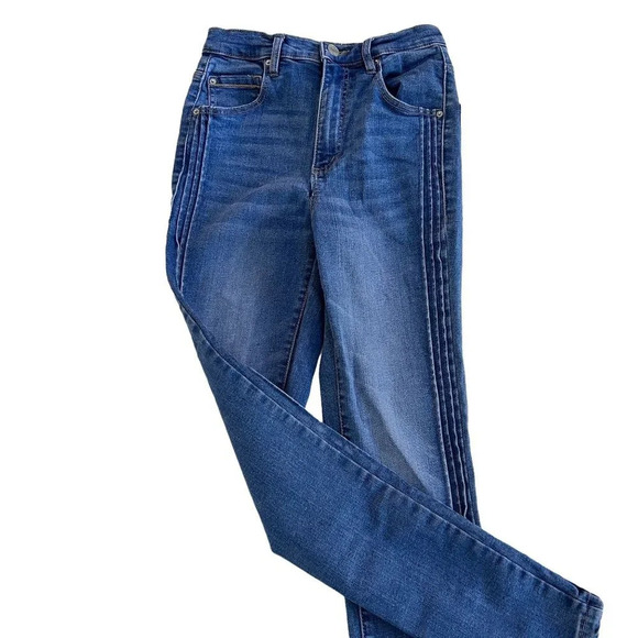 Garage Ultra High Rise Jeans - Picture 3 of 7